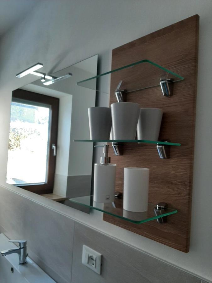 Apartment Anna Racines Bagian luar foto